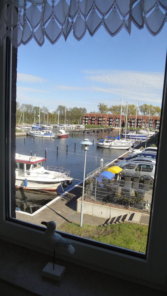 Ferienwohnung für 2 Personen, mit Balkon und Garten sowie Seeblick in Ueckermünde