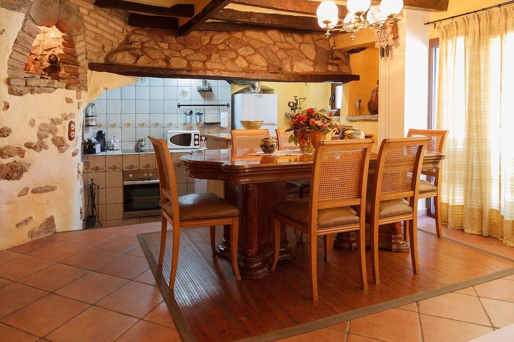 Apartamento entero, Apartamento Alzina en el corazón del Penedés. Pb-00489 in Alt Penedès, Interior de Barcelona