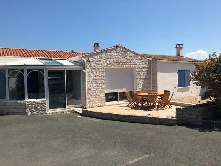 Location de vacances pour 5 personnes, avec Terrasse ainsi que Jardin et Vue dans Port de la Cotinière