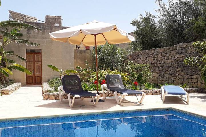 Agriturismo für 10 Personen, mit Garten und Whirlpool in Gozo
