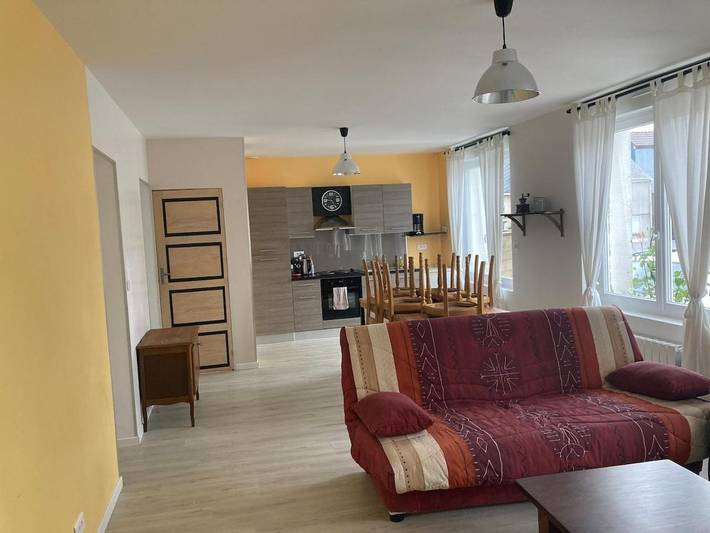 Gîte pour 4 personnes dans Novy-Chevrières