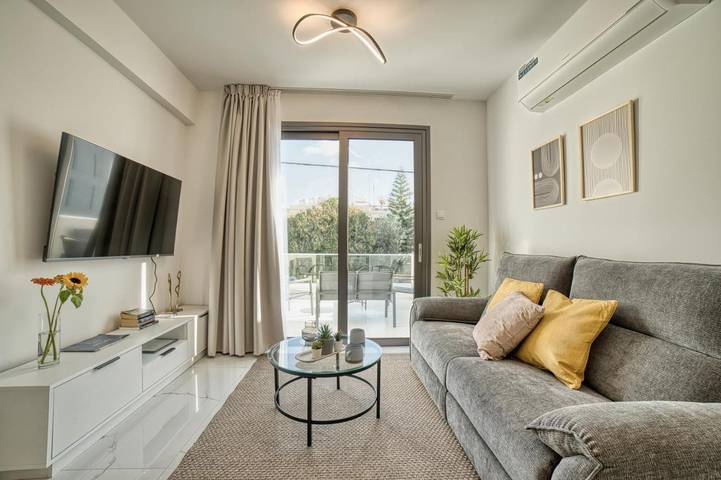 Ferienwohnung für 2 Personen, mit Terrasse und Ausblick in Paphos