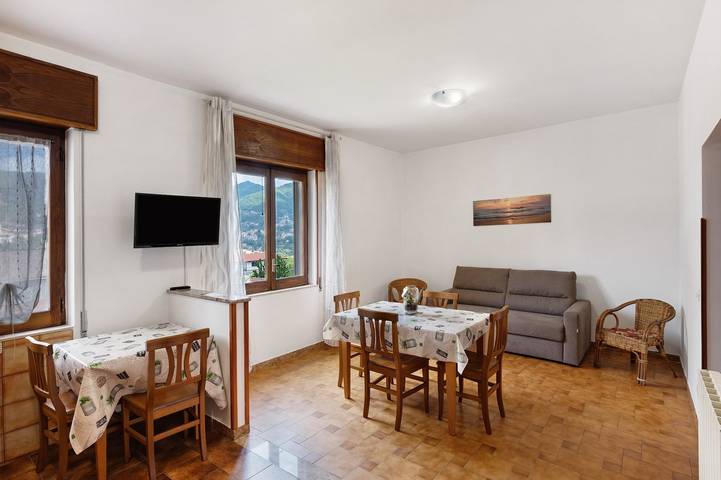 Holiday rental for 8 people, with Balcony and Garden in Naples Province