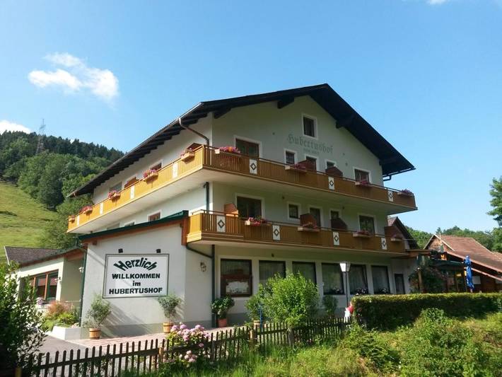 Ferienhaus für 2 Personen, mit Sauna und Ausblick sowie Garten, mit Haustier