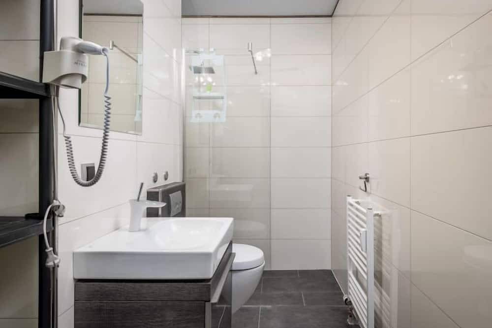 Ganze Wohnung, Morgensonne B1105 by Interhome in Lahnstein, Mittelrhein