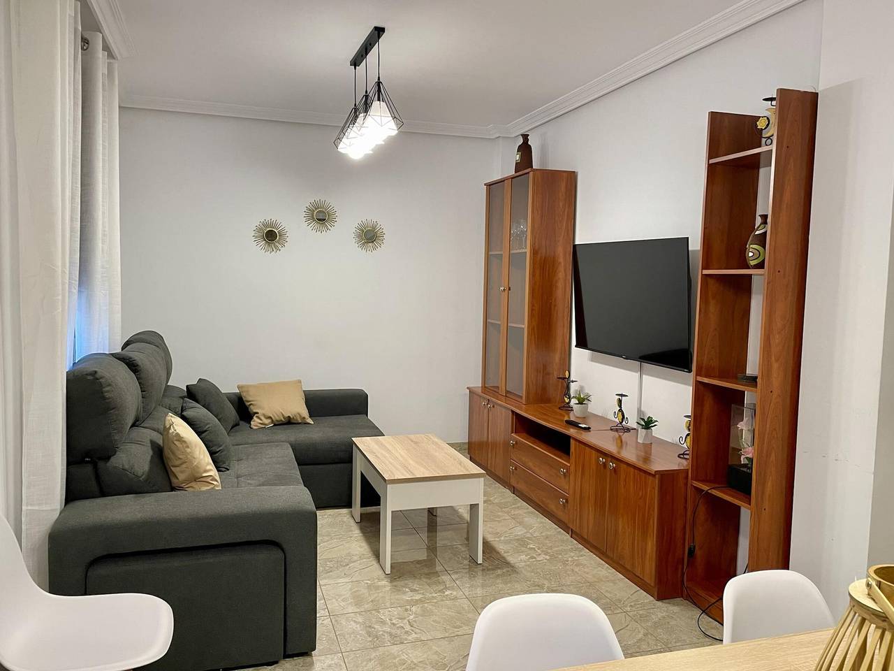 Appartement entier, Maison luxueuse, 2 étages, à 300m du pont romain, près des sites touristiques et restaurants à Córdoba in Distrito Sur (Córdoba), Cordoba