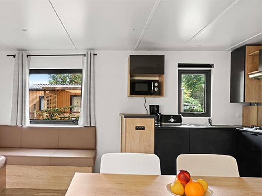 Camping Domaine de Soleil Plage - Mobile home 4 persons - Ultimate | 2 Bedrooms | 4 Pers. | Raised Terrace | Air conditioning | Tv in Vitrac, Périgord Noir