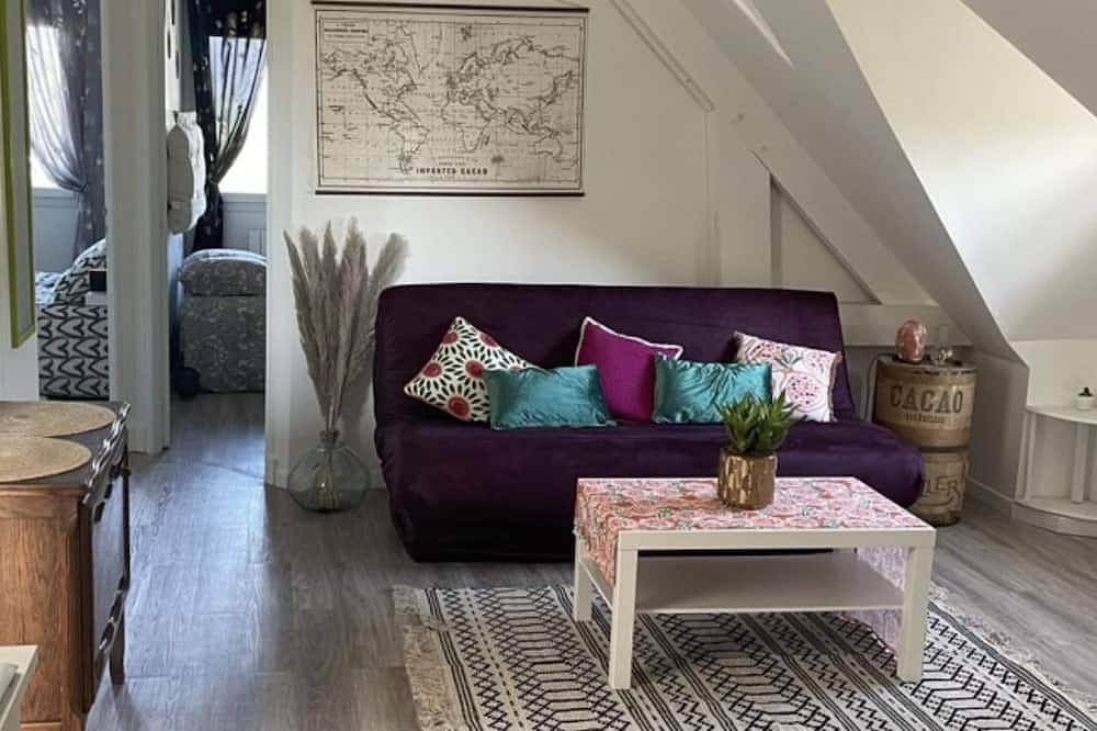 Chambre Dhôtes Chez Lhabitant in Démouville, Caen region