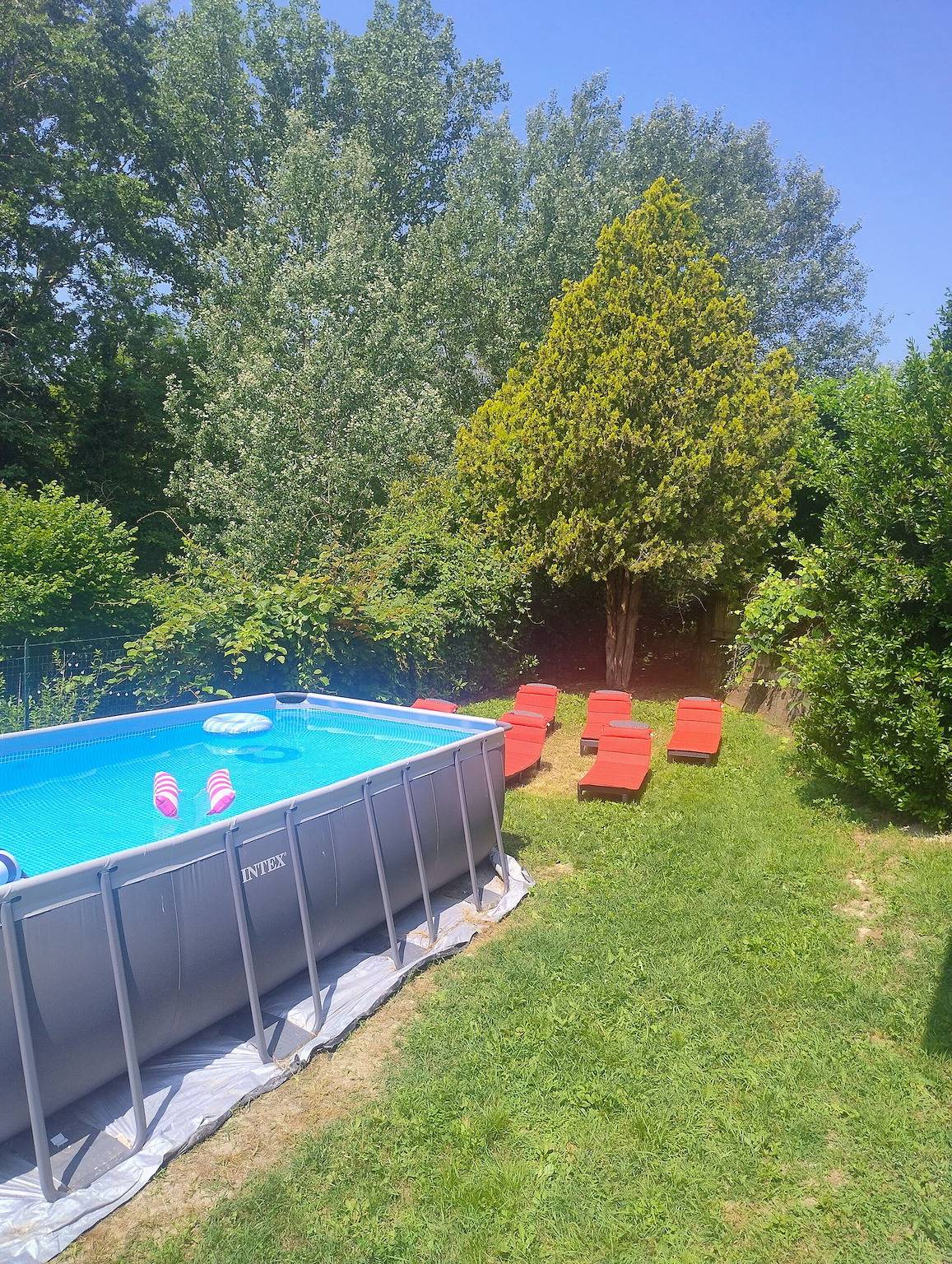 Cottage Wisteria in Prasco, Alessandria Province