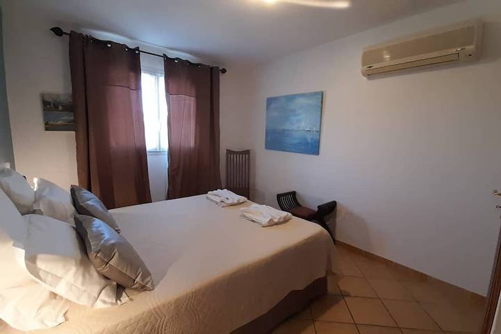 Appartement entier, T2 avec Jardin (N°4) -  2 minutes plage -Très Belle Vue Mer  - Climatisé in Propriano, Arrondissement de Sartène