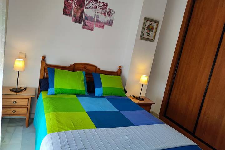 Entire apartment, Attic, large terrace. 2 Km. from Fuengirola. Wyndham Resorts Mijas-Costa area. in Playa El Bombo, Mijas