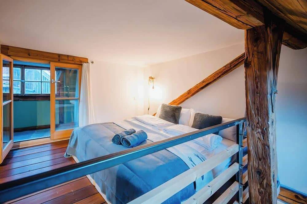Entire apartment, Historic Cottage in Old Town - for 6 guests in Bad Tölz, Tölzer Land