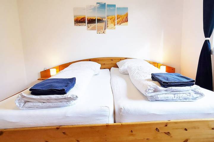 Ferienhaus für 6 Personen, mit Pool und Garten in Butjadingen - 2