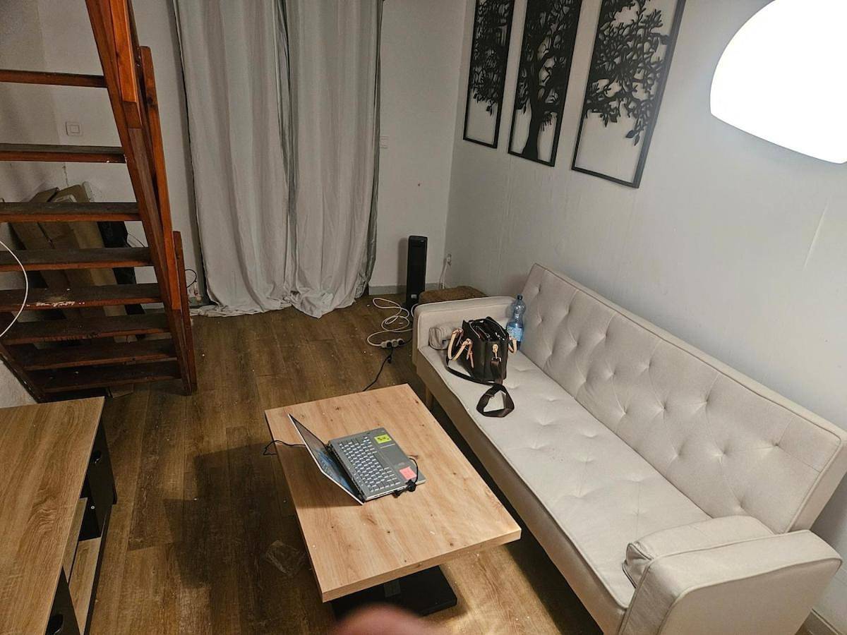 Appartement entier, Studio avec chambre au calme face à un champs in Castelginest, Toulouse et ses environs