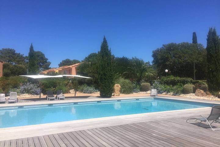 Maison de vacances pour 5 personnes, avec piscine ainsi que jacuzzi et jardin - 1