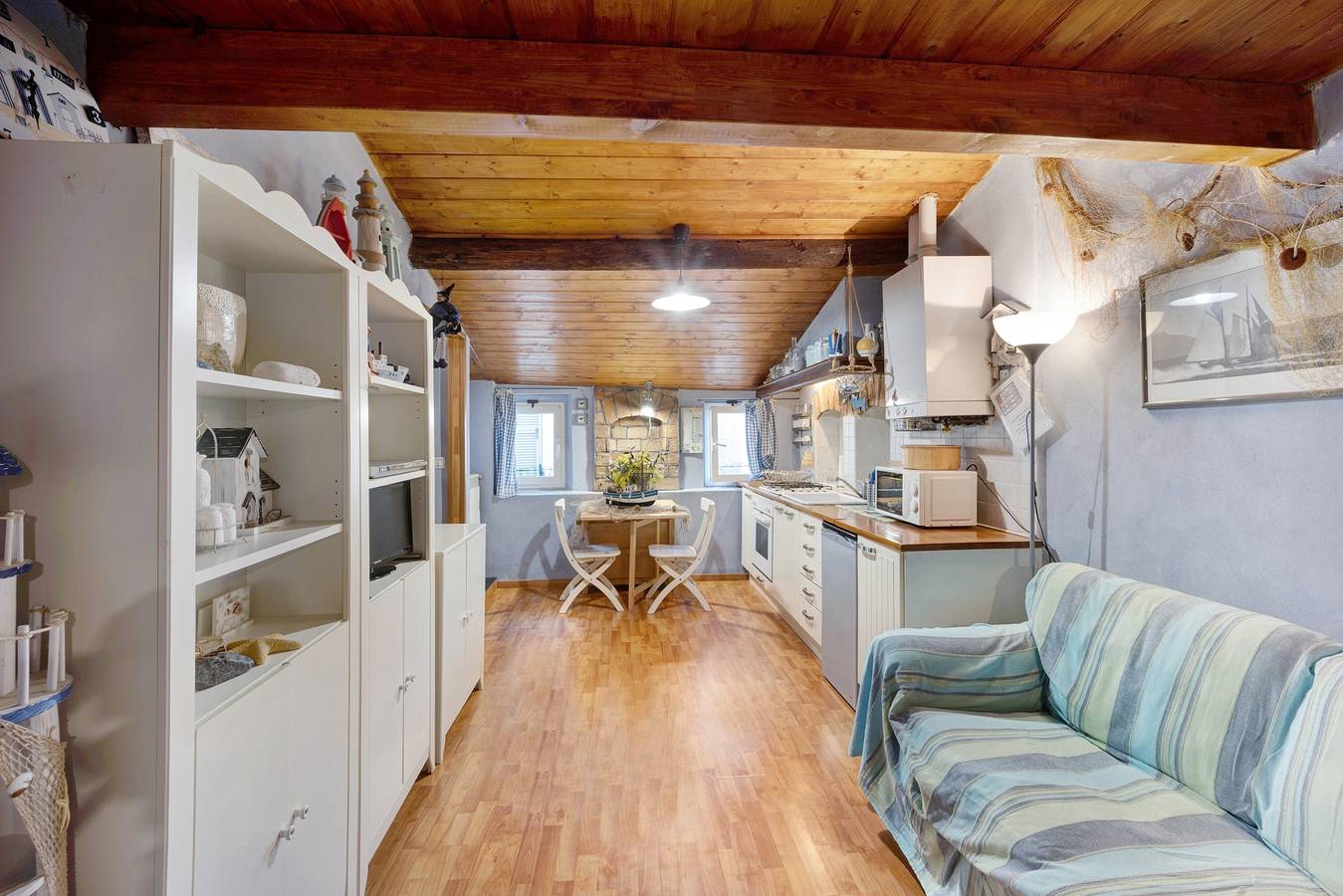Ganze Wohnung, Ferienwohnung "Mansarda Dei Pescatori" in Hafennähe in Oneglia, Imperia