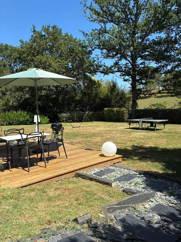 Estudio entero, Estudio acogedor con terraza en Carignan-de-Bordeaux, 28 m² in Carignan-de-Bordeaux, Región de Burdeos