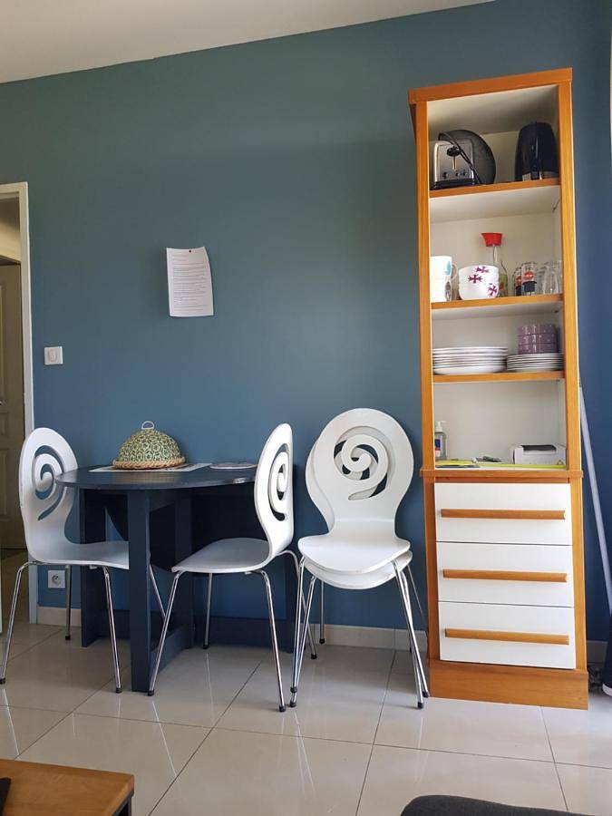 Gîte pour 4 personnes, avec jardin ainsi que vue et piscine à Nègrepelisse - 3