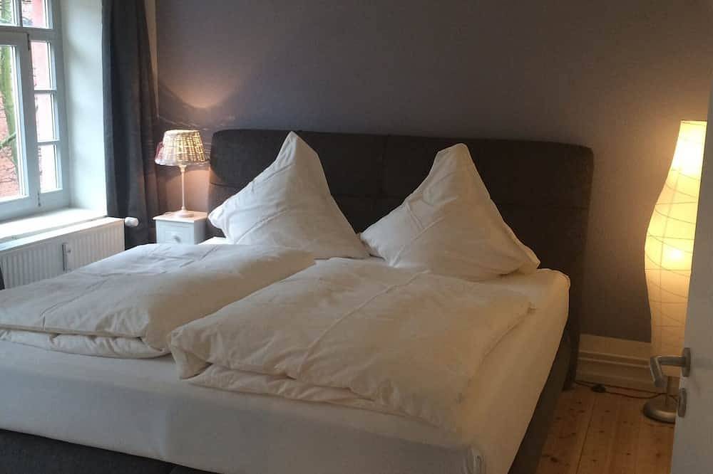 Apartamento entero, Apartamento de lujo, tranquilo y verde en Hamburgo, a 7 minutos de la estación central in Hamburg-Mitte, Hamburgo