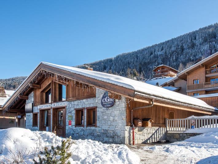 Chalet pour 4 personnes, avec balcon et sauna dans Les Carroz