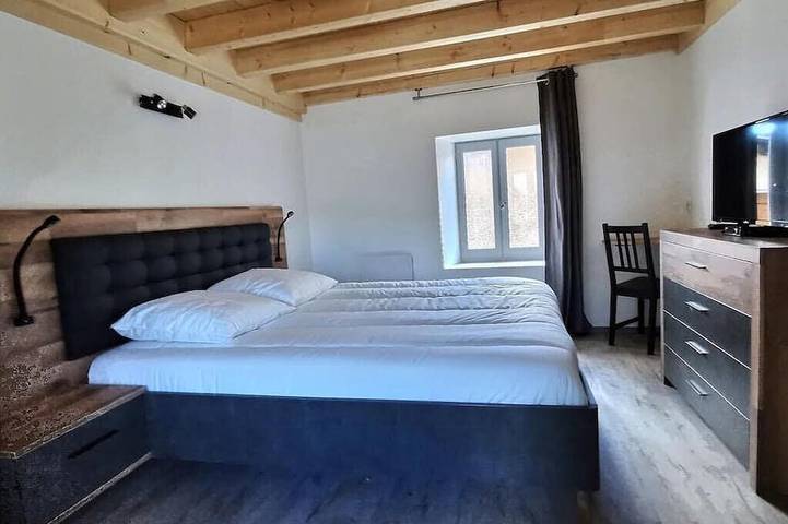 Location de vacances pour 6 personnes, avec balcon à Entremont-le-Vieux - 2