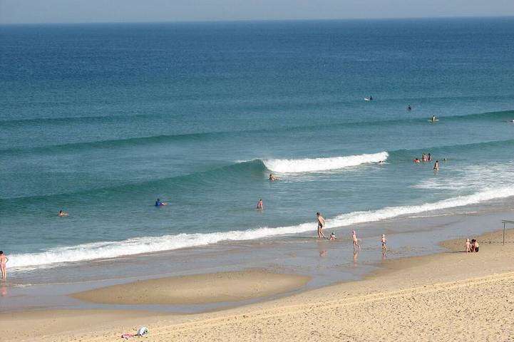 Location de vacances pour 3 personnes, avec jardin et terrasse dans Carcans Plage