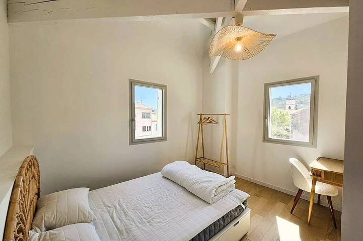 Location de vacances pour 7 personnes, avec terrasse dans Office De Tourisme De Saint Mandrier - 4