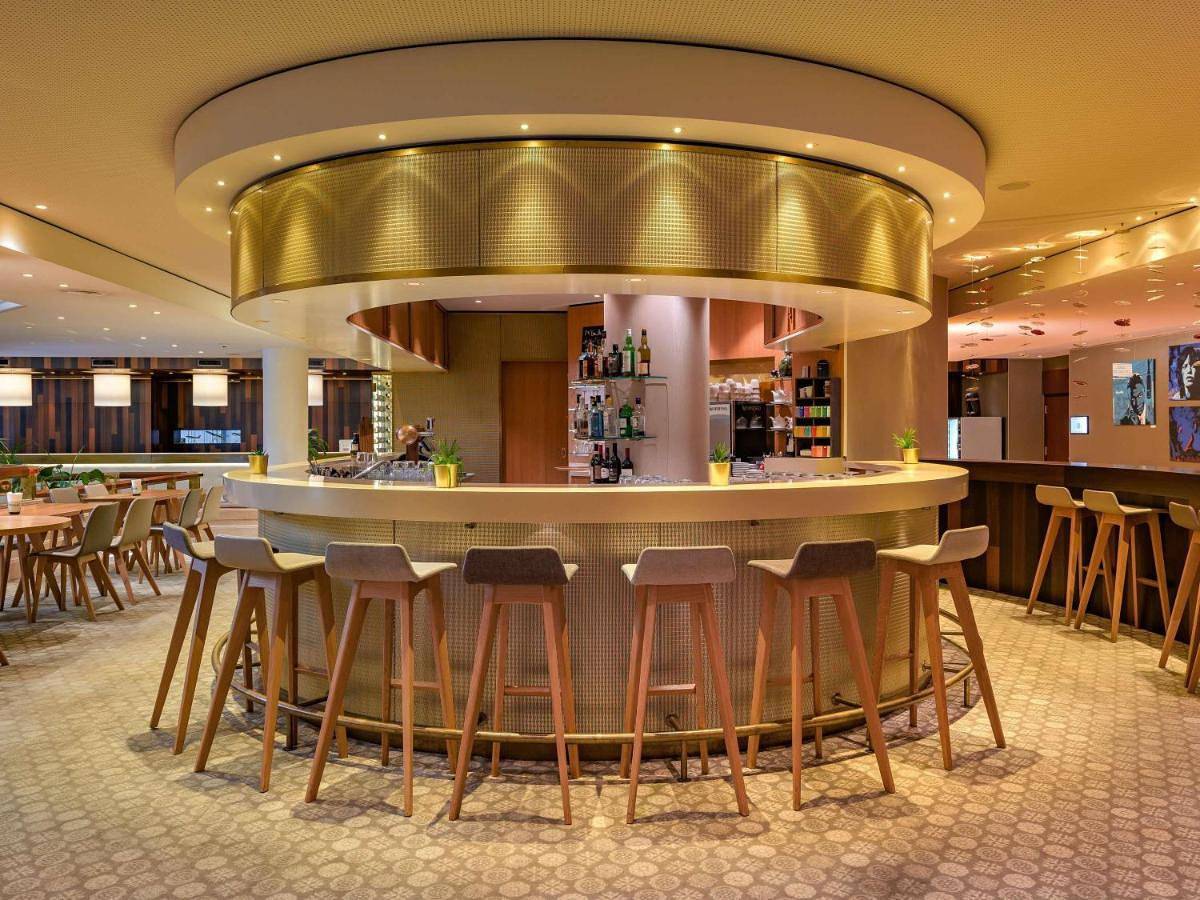 Mövenpick Hotel Geneva in Genève 15 Aéroport, Meyrin