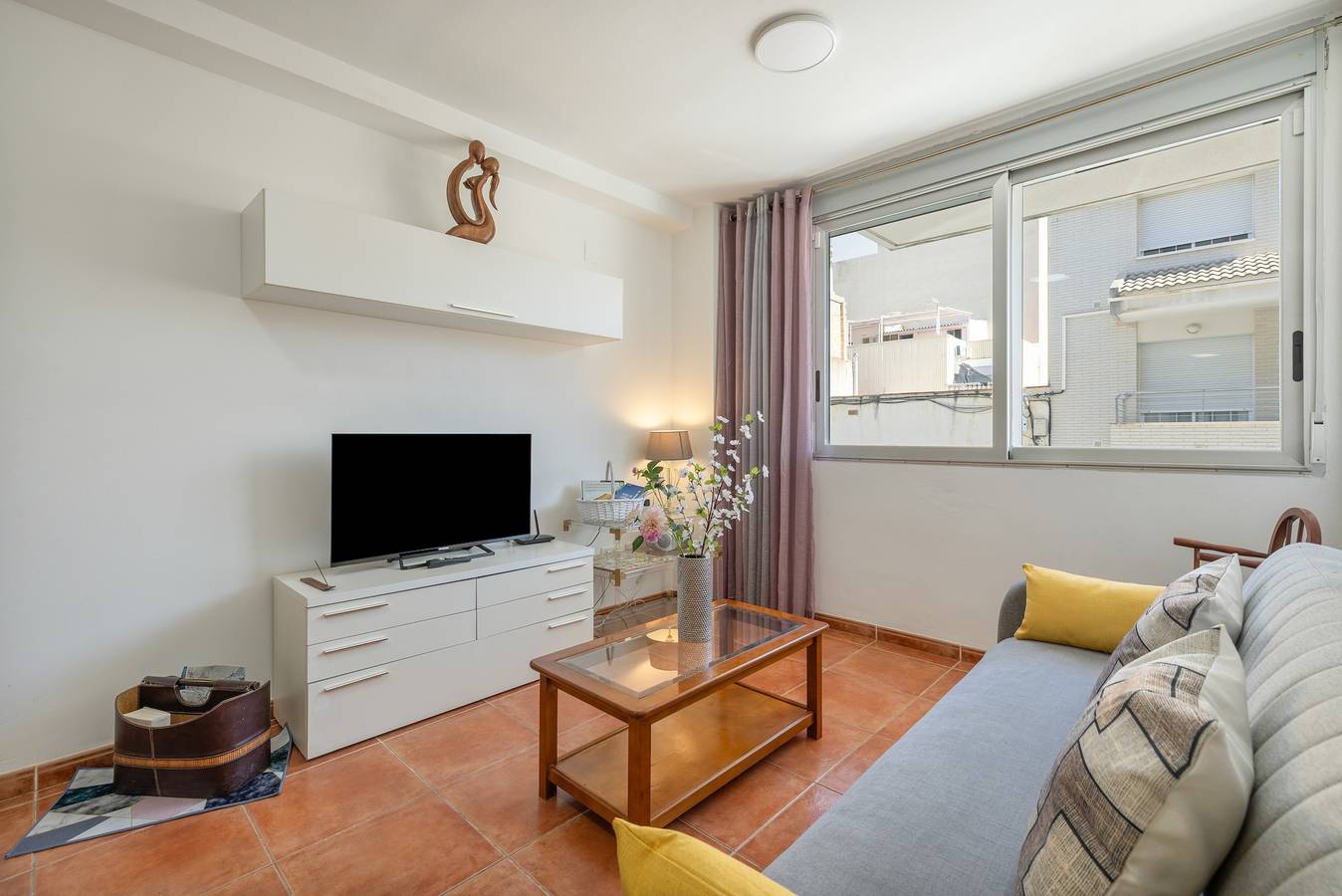 Apartamento entero, Apartamento 'En La Ràpita' con Wi-Fi y Aire Acondicionado in Tierras del Ebro, Delta del Ebro