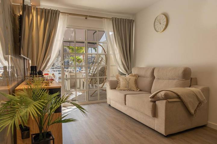 Ferienwohnung für 4 Personen, mit Balkon und Terrasse sowie Ausblick