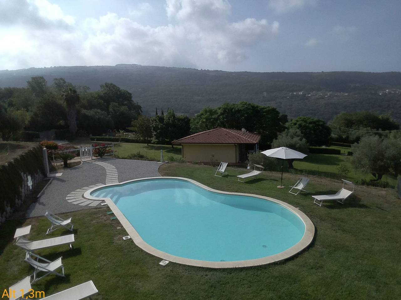 Ganze Wohnung, Villa im Grünen mit Schwimmbad, in der Nähe des Meeres in Ricadi (gemeinde), Vibo Valentia Provinz