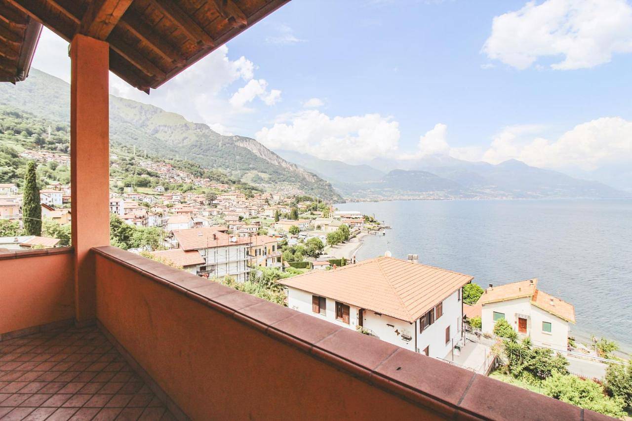 Four-Bedroom House in Calozzo, Pianello del Lario