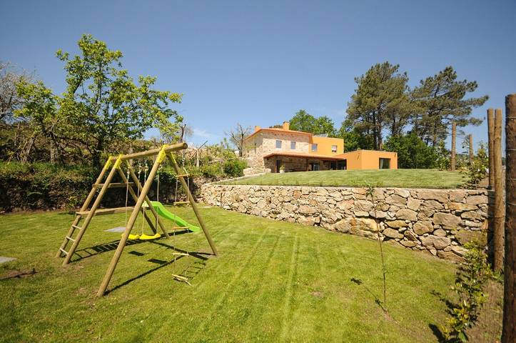 Chalet para 10 personas, con Balcón y Terraza además de Jardín y Piscina en Provincia de Pontevedra - 2