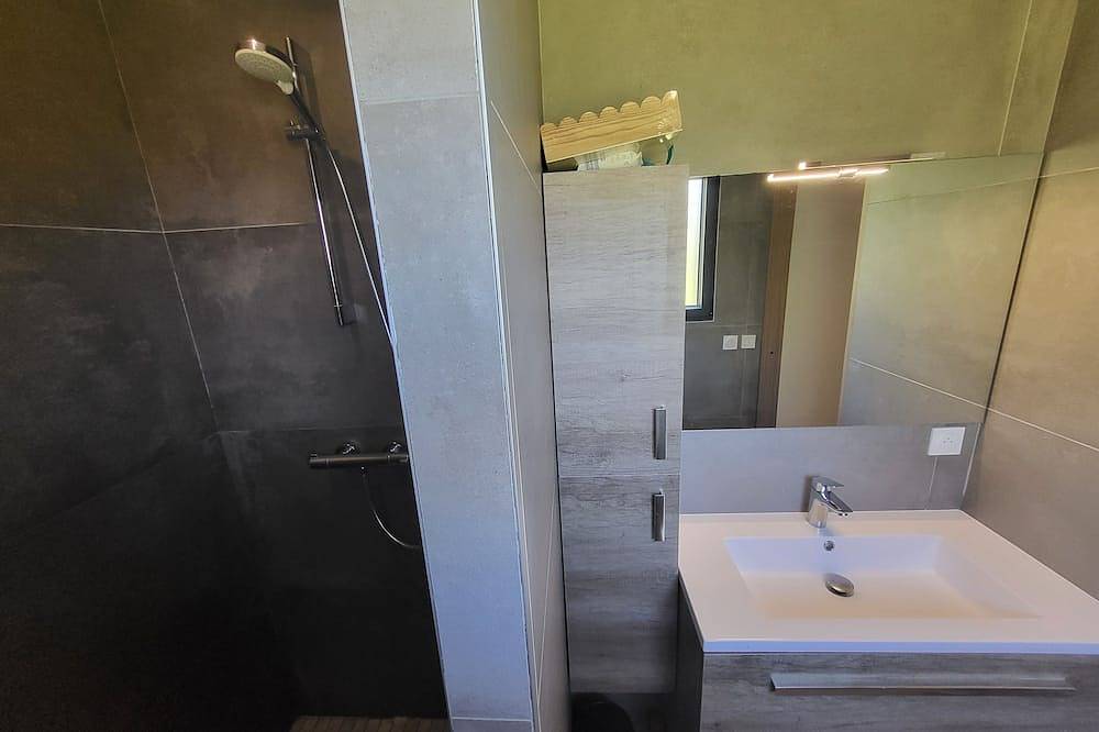 Recent 5-bedroom villa in Publier, Thonon-les-Bains und Umgebung