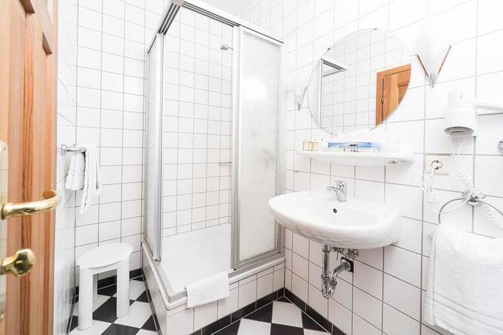 Ferienwohnung für 2 Personen, mit Garten in Kastellaun - 4