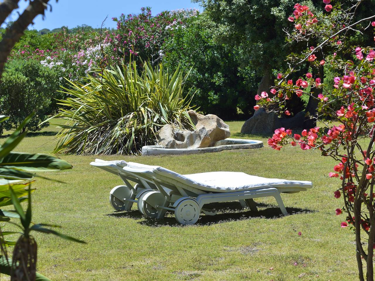 Villa Mimosa – Exklusive Villa mit großem Garten und Meerblick bei Pula in Nora, Pula und Umgebung