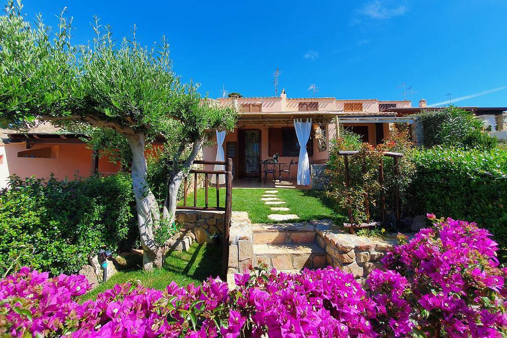 Villasimius - Kleine unabhängige Villa 300 m vom Meer entfernt in Simius, Villasimius