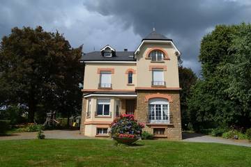 Villa pour 15 personnes, avec jardin, animaux acceptés dans les Ardennes
