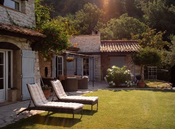 Chambre d’hôte pour 2 personnes, avec jardin et piscine en Provence-Alpes-Côte d'Azur - 3