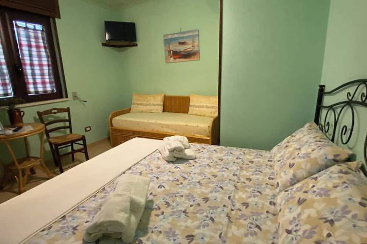 Macchia Salentina studio apartment 2/3 places in residence with swimming pool 2 km from the sea in Taviano, Golf von Tarent