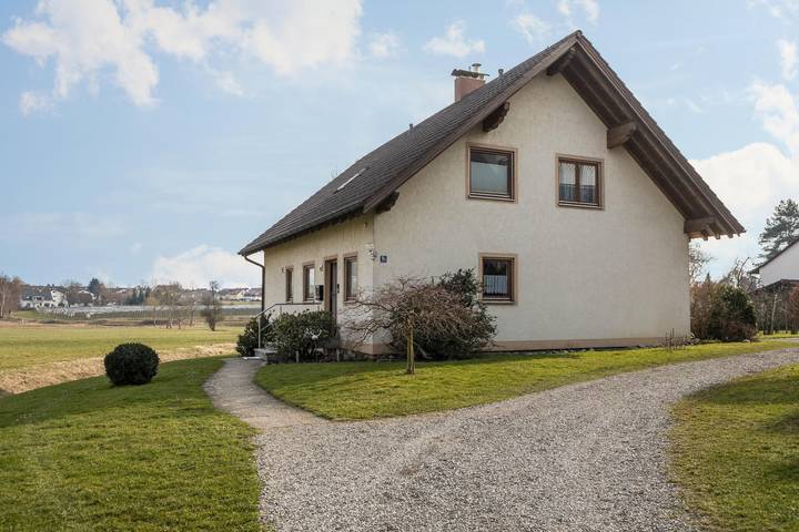 Appartement entier, Appartement de vacances confortable "Höscheler Klein" avec terrasse et Wi-Fi in Bodolz, Souabe (Bavière)