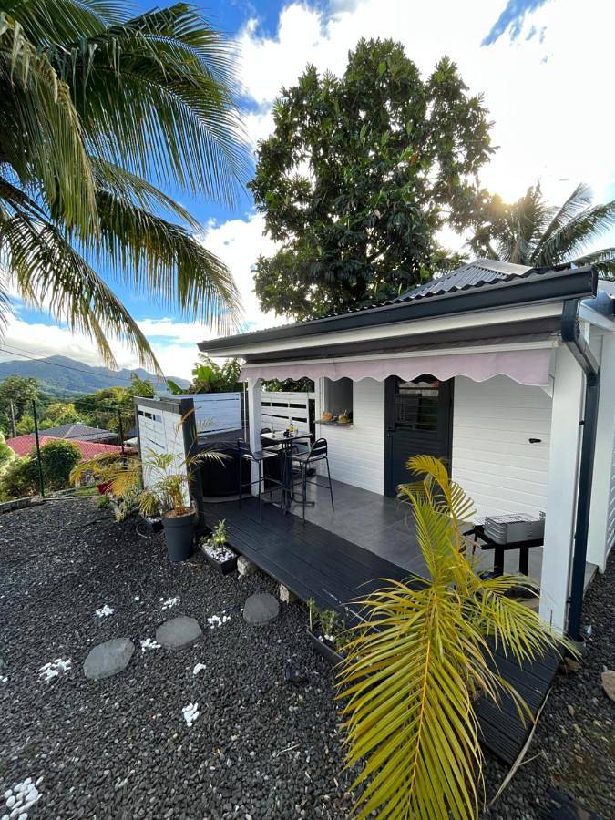 Location de vacances pour 4 personnes, avec jardin et jacuzzi à Saint-Claude (Guadeloupe) - 2