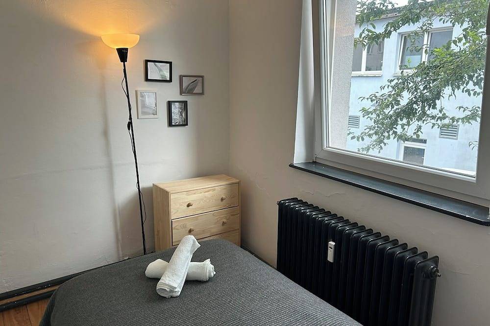 Apartamento entero, Centrally located, small apartment with kitchen and shower room 2 in Borgfelde, Hamburgo