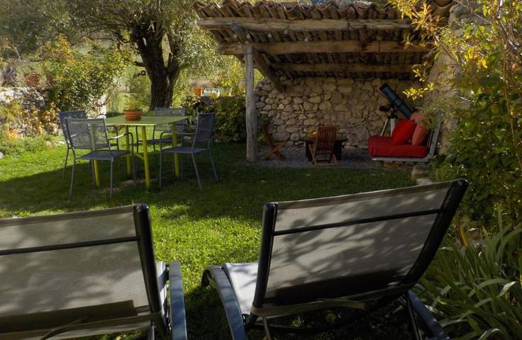 Location de vacances pour 4 personnes, avec vue et jardin, animaux acceptés à Lachau - 2