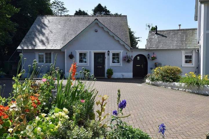 Holiday home for 4 people, with garden in Pembroke