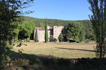 Château pour 5 personnes, avec jardin dans le Gard