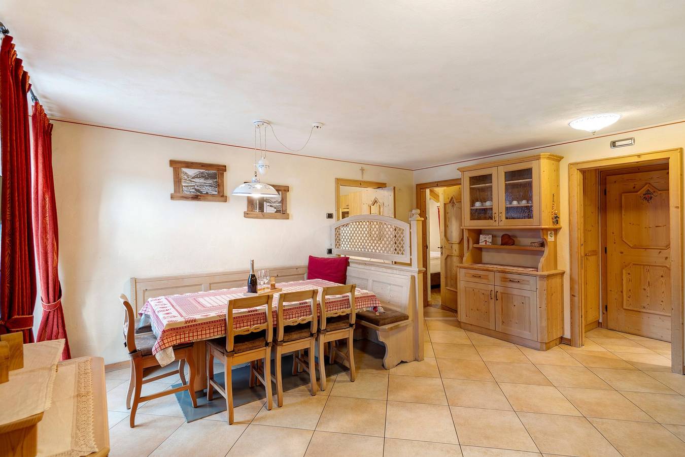 Ganze Wohnung, Ferienwohnung 'Gioanzin' mit Bergblick, Balkon und Wlan in Livigno (Stadt), Livigno