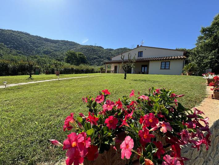 Villa für 7 Personen, mit Garten in Lucca