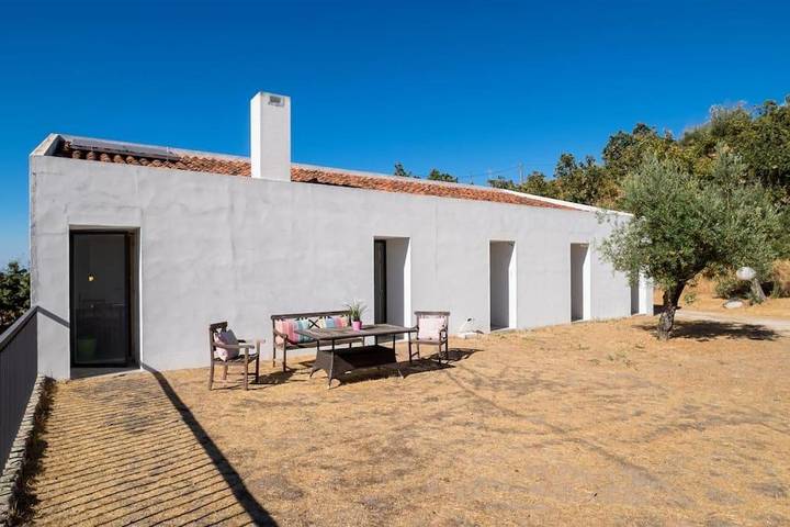 Alentejo Mountain Vacation House in Santiago Maior, Serra de São Mamede