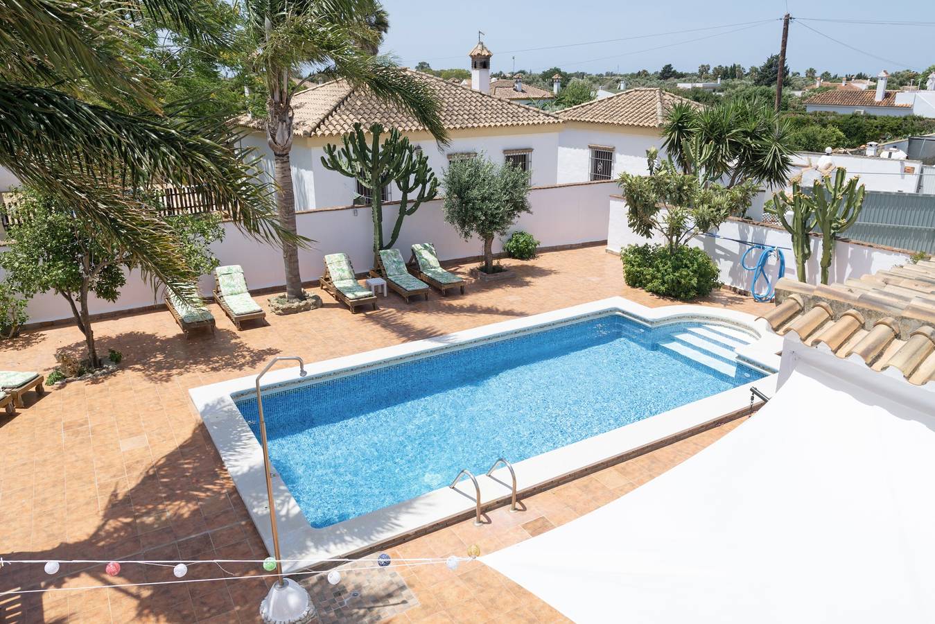 Apartamento inteiro, Desfrutem Conil perto do mar com piscina e churrasqueira – Apartamento 2 na Villa Mayo in Conil de la Frontera, Costa de la luz